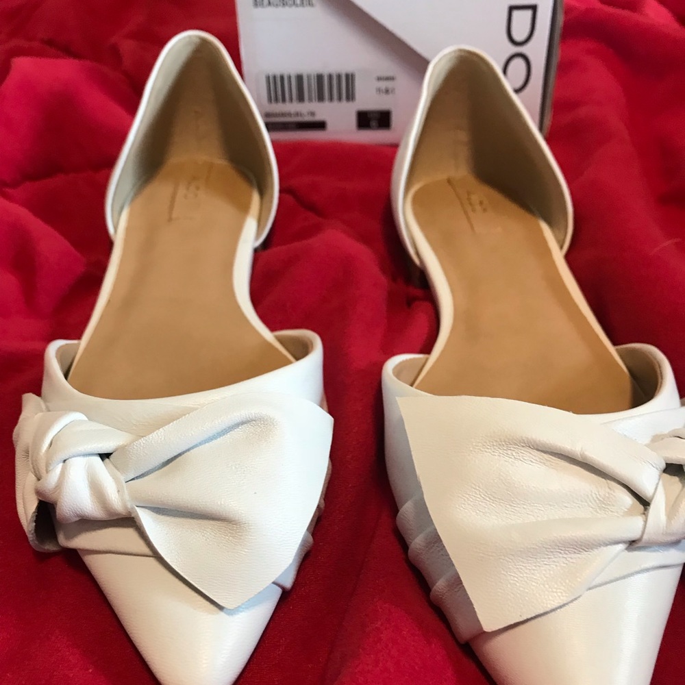 SOLD Aldo white flats: Beausoleil
